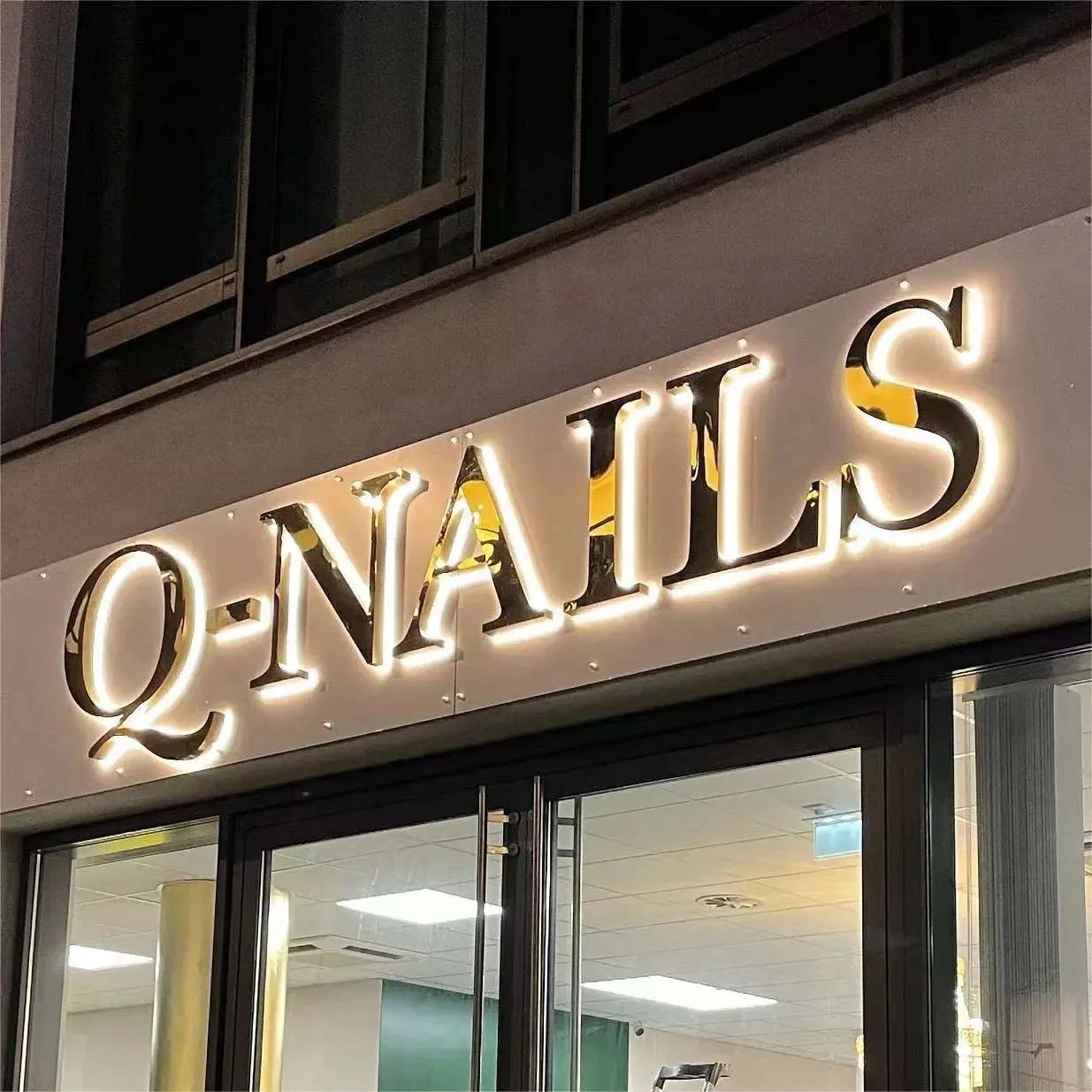 Outdoor Stainless Steel Led Lu Ous Characters Acrylic Backlight Word Signboard Seamless Metal Logo Led Lu Ous Characters