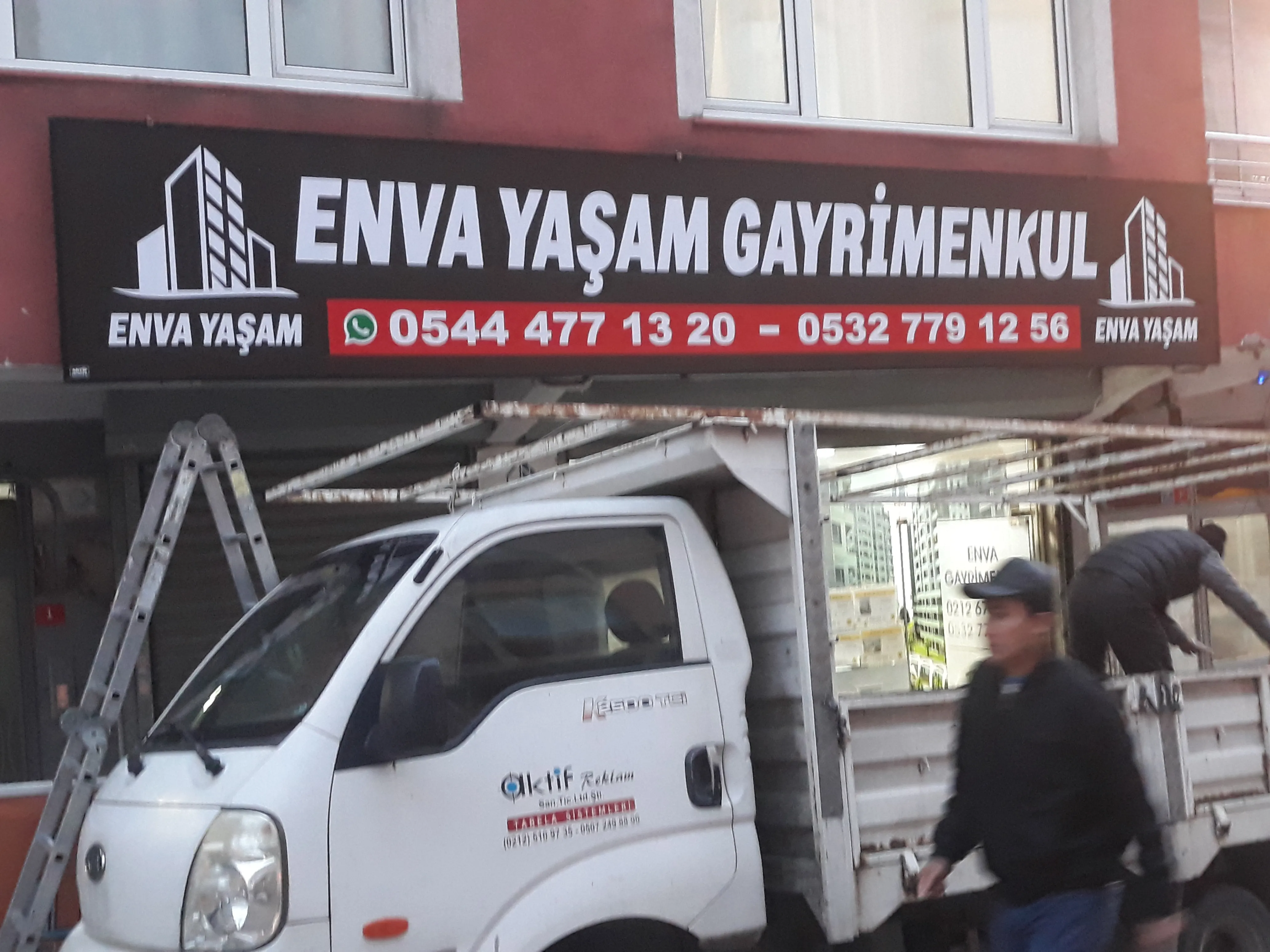 Işıksız Vinil Tabela Uygulaması
