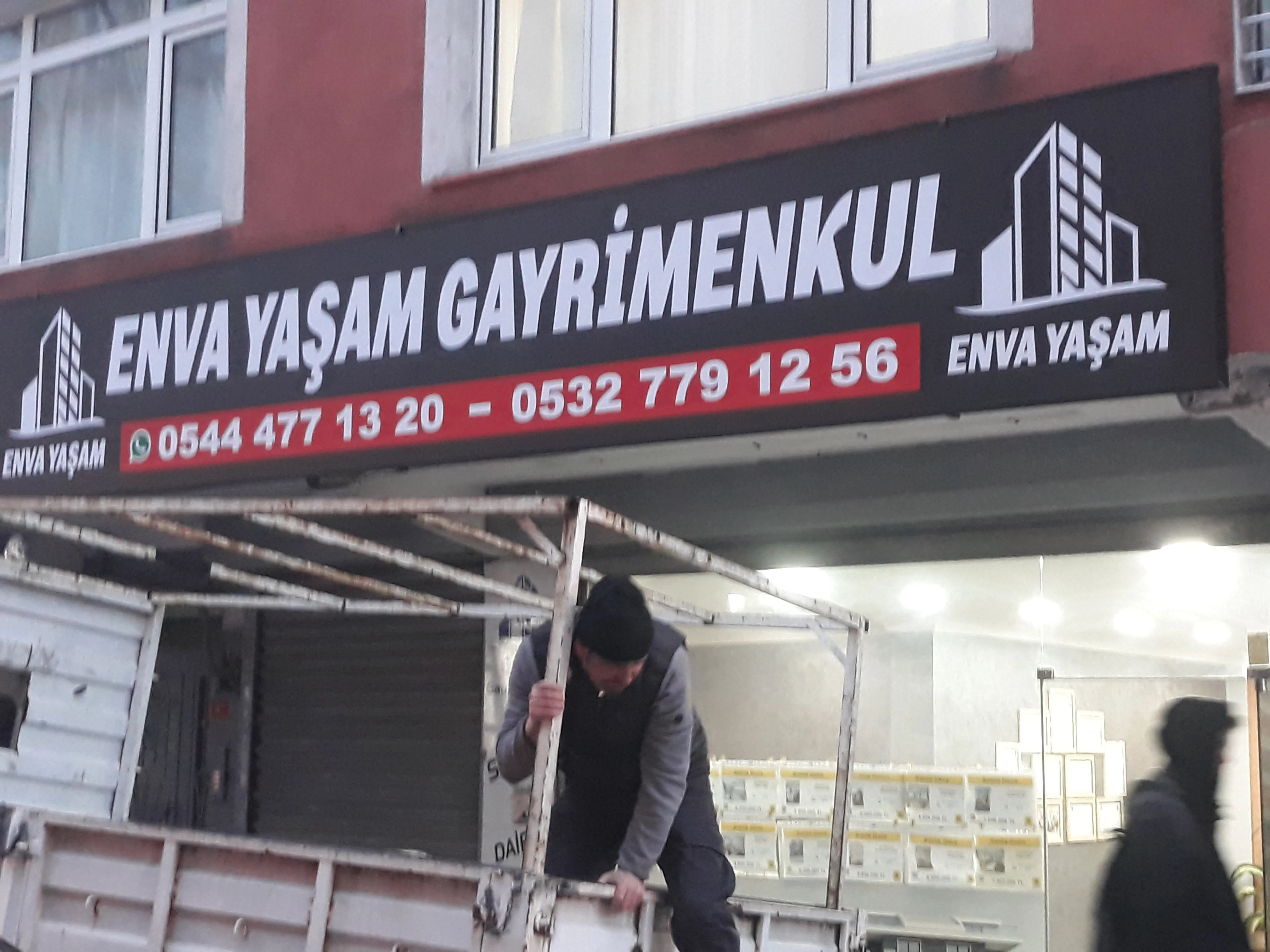 Işıksız Vinil Tabela Tasarımları